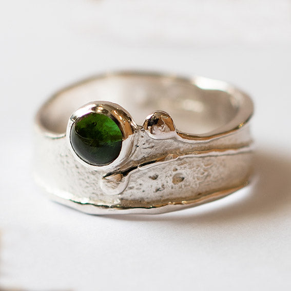 Wild Wood Tendril Ring, 5mm Green Tourmaline, Silver