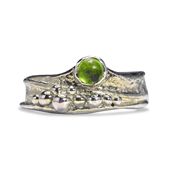 Wild Wood Seed Cluster Tendril Ring, 5mm Peridot