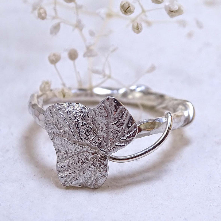Ivy leaf ring