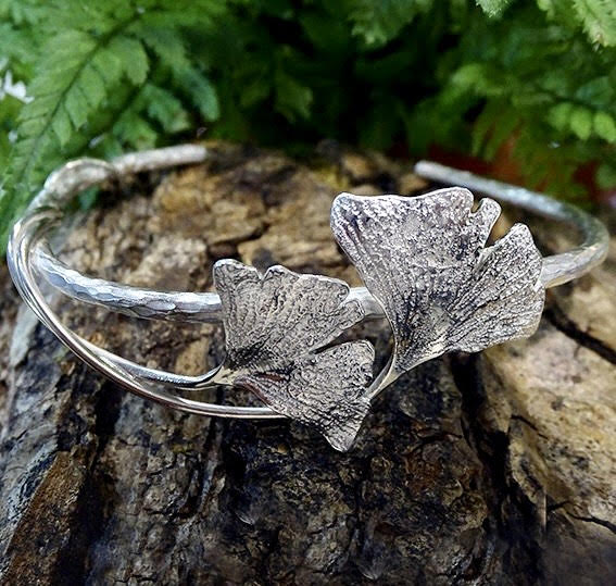 Entwining Gingko Leaves bracelet