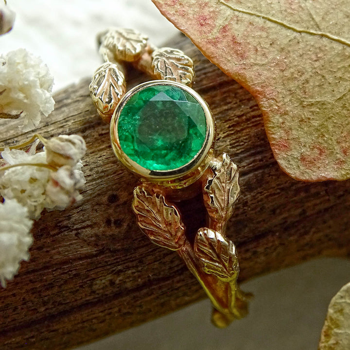 Entwining Leaves ring, 5mm Emerald, 9ct yellow gold
