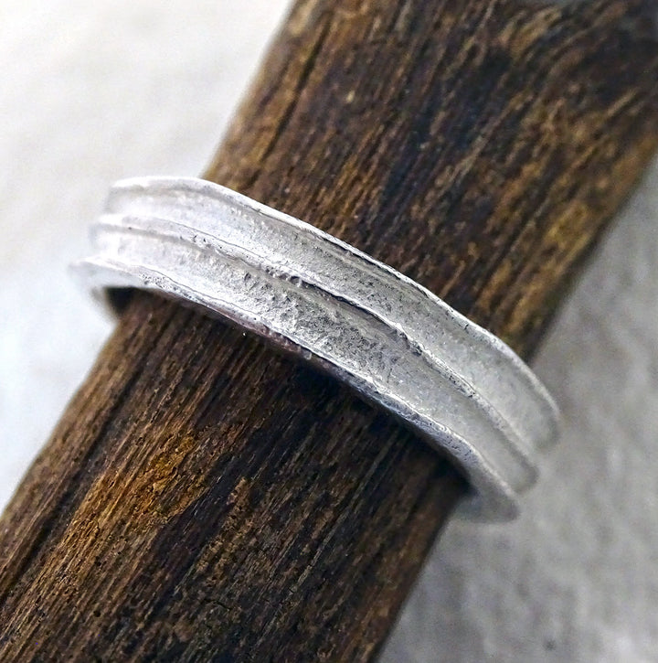Wide Reed ring, silver