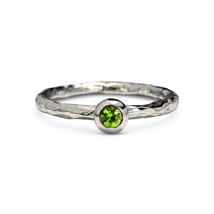 Small Pebble Ring, 2.5mm Peridot