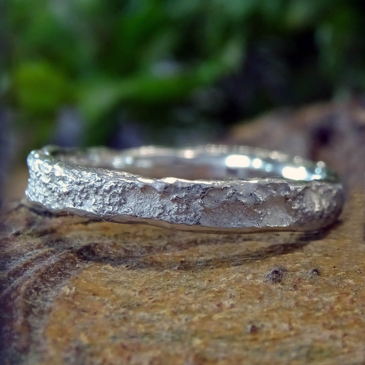 Bark ring, 3mm - 4mm wide, silver