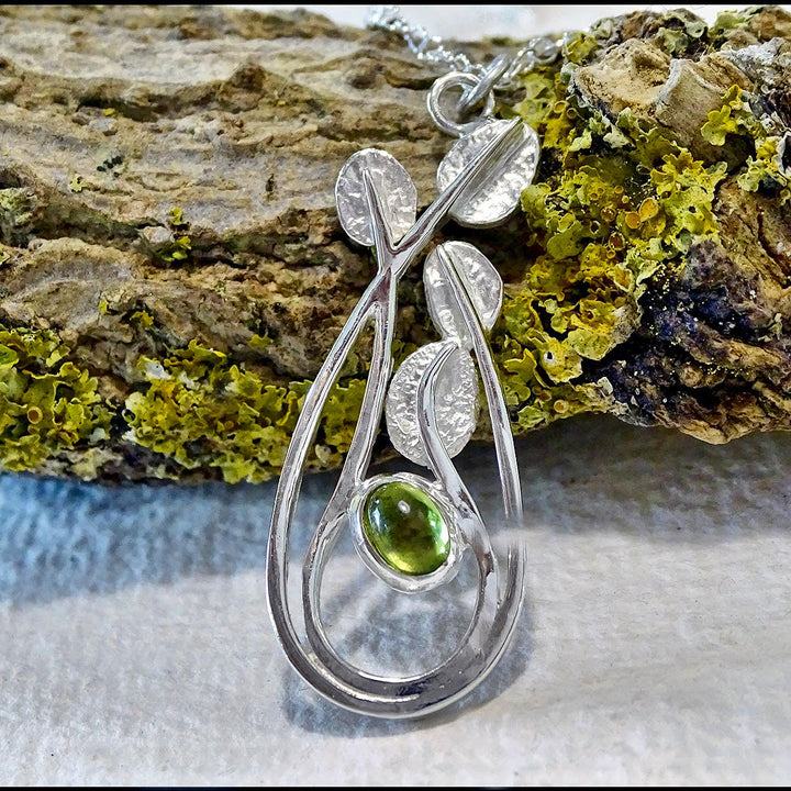 Wild Wood Entwining Leaves pendant, with Peridot