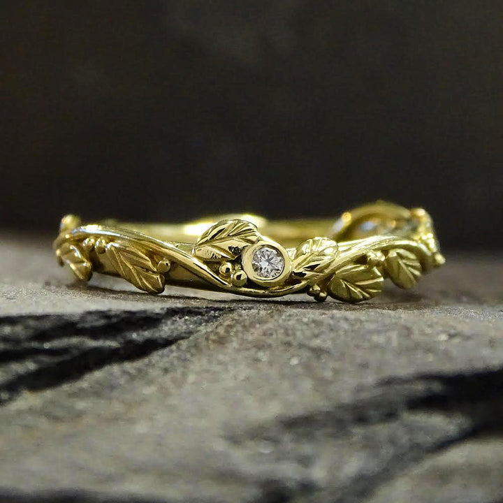 Entwining Vine Ring, Gold, 1.75mm Diamond