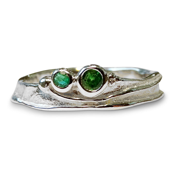 Narrow Wild Wood Tendril Ring, Emerald, Tsavorite