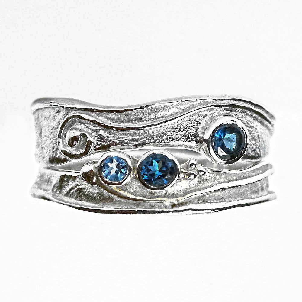 Narrow Wild Wood Tendril Ring, 3.00mm and 2.75mm Sapphires