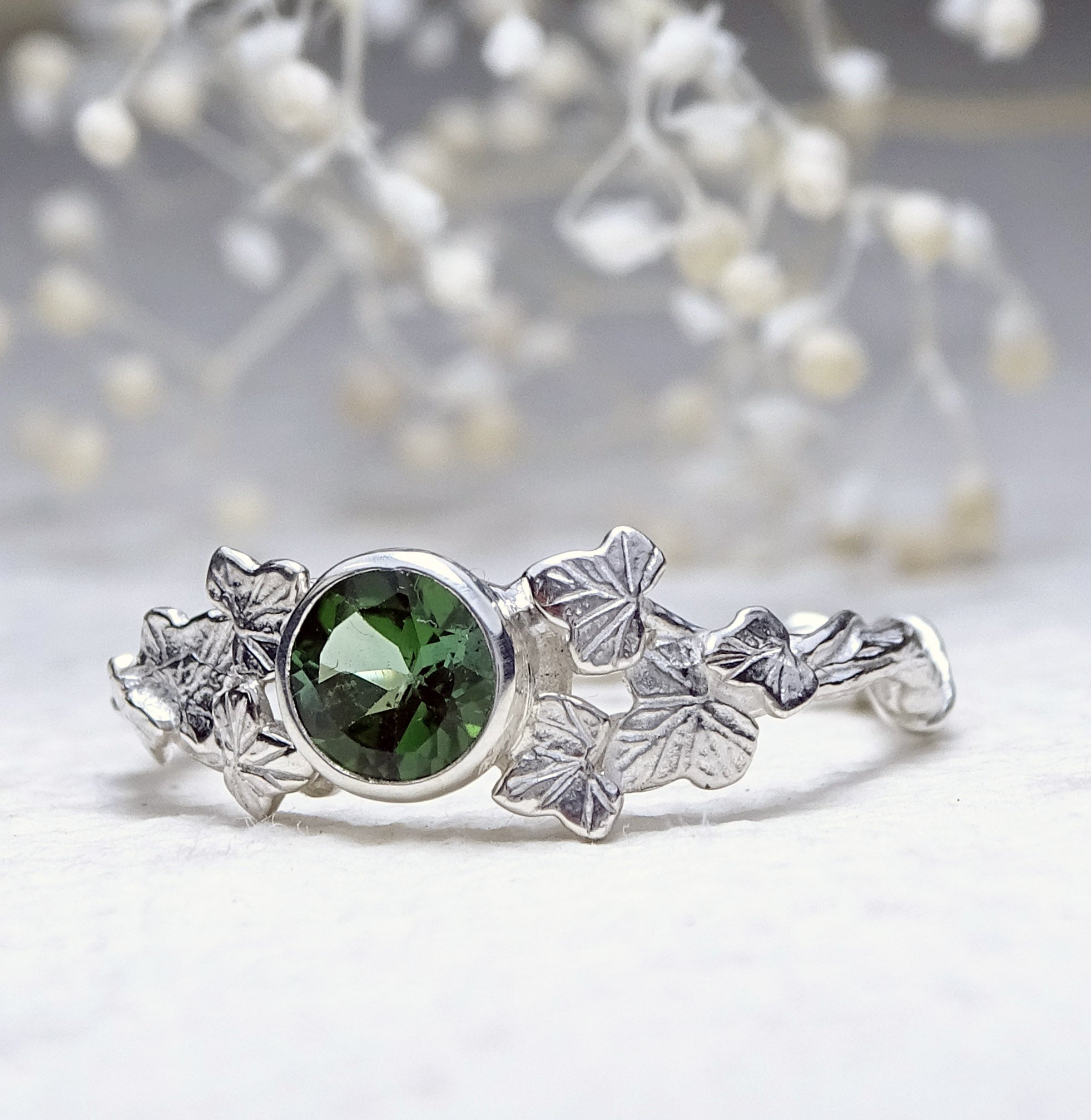 Entwining Ivy Leaves ring, 5mm Green Tourmaline