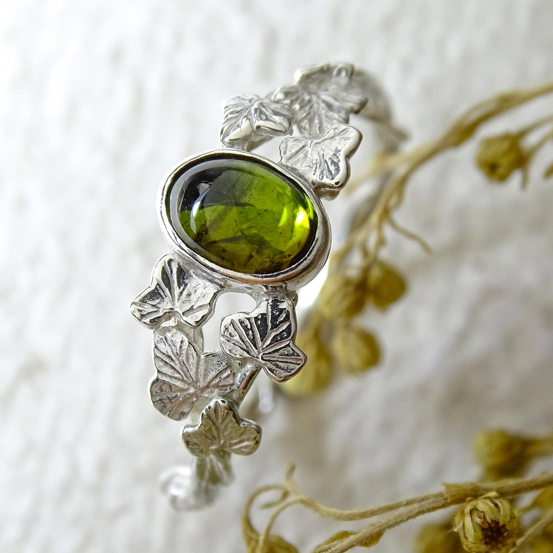 Entwining Ivy Leaves ring, 6mm x 4mm Green Tourmaline cabochon, silver