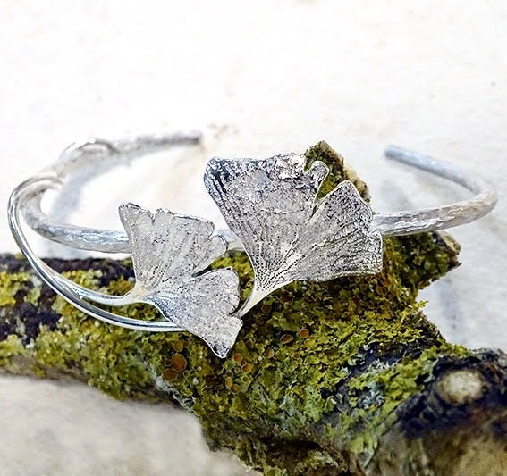 Entwining Gingko Leaves bracelet