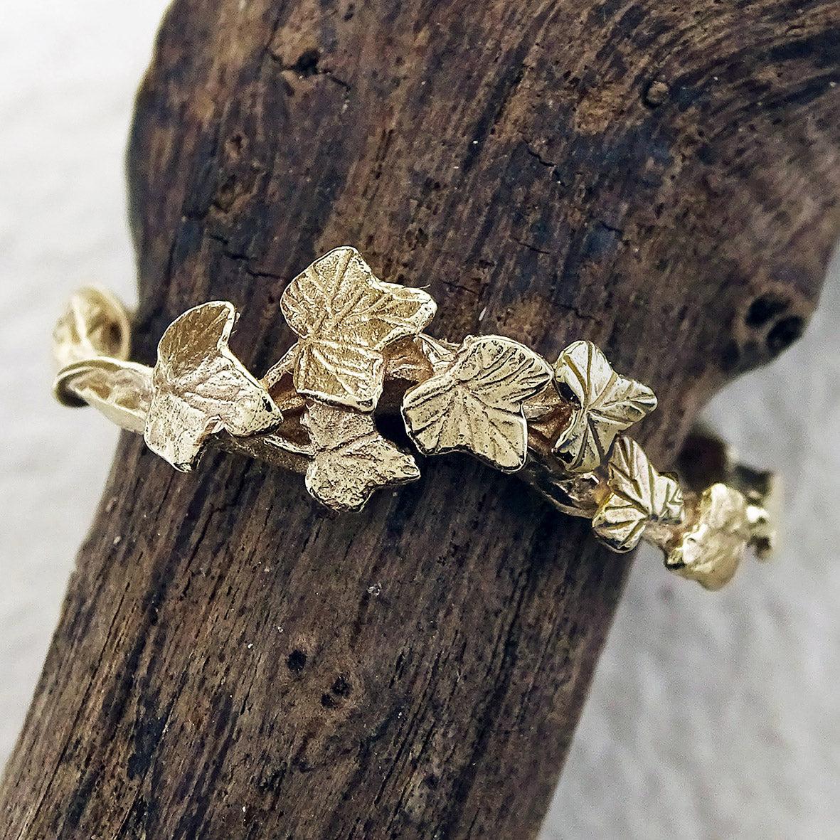 Entwining Ivy ring