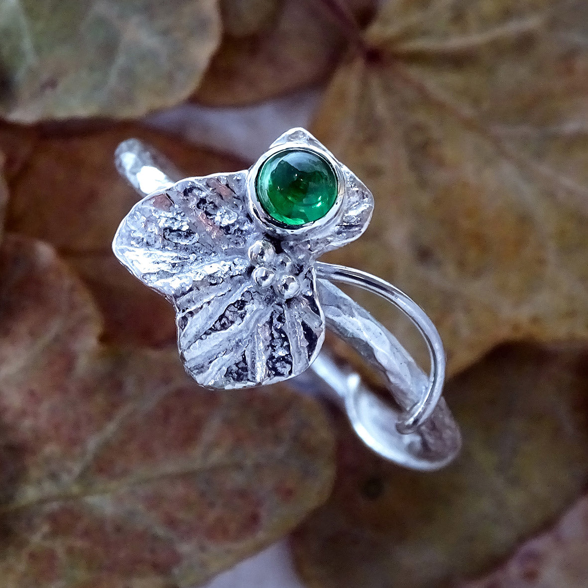 Ivy Leaf ring, 4mm Tsavorite, Sterling silver
