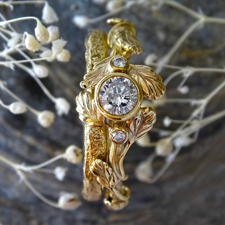 Entwining Leaves ring, 9ct yellow gold, 4mm Green Tourmaline