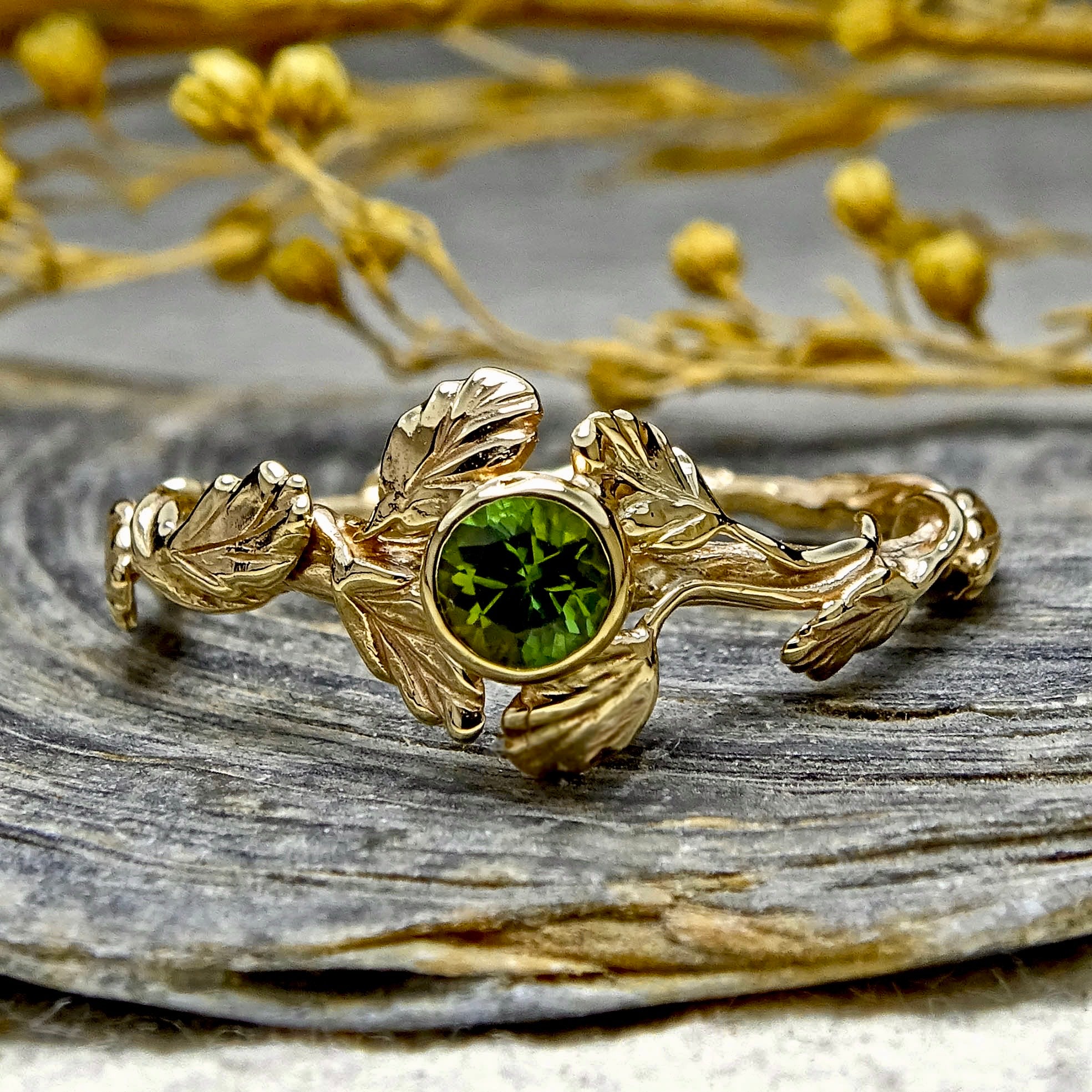 Entwining Leaves ring, 9ct yellow gold, 4mm Green Tourmaline