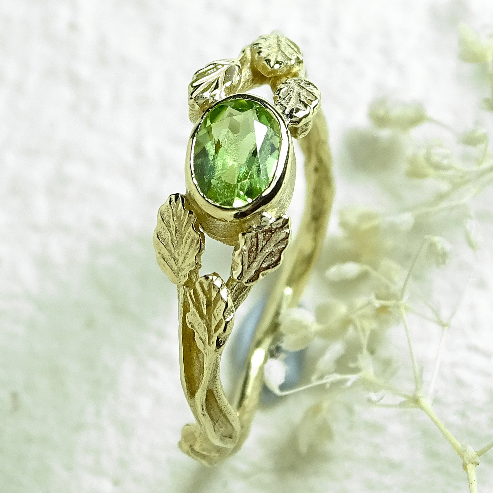 Entwining Leaves ring, Peridot, 6mm x 4mm, 9ct gold