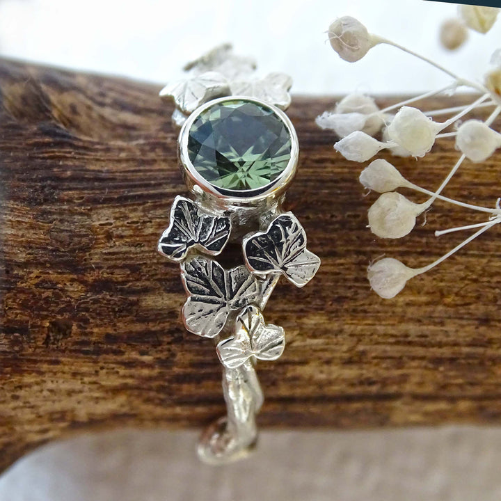 Entwining Ivy Leaves ring, 9ct white gold, 5mm Green Sapphire