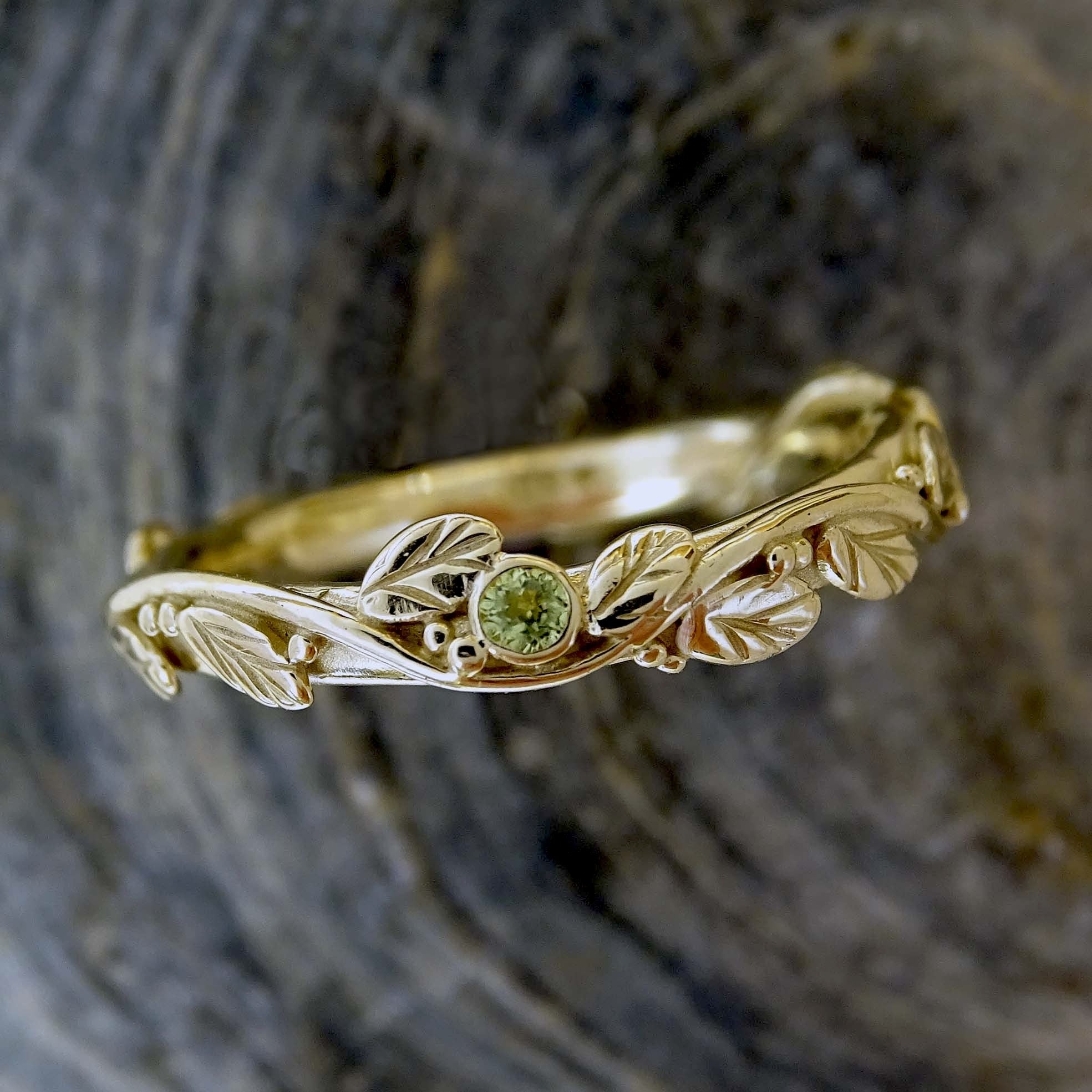 Entwining Leaves ring, 1.90mm Peridot, 9ct yellow gold