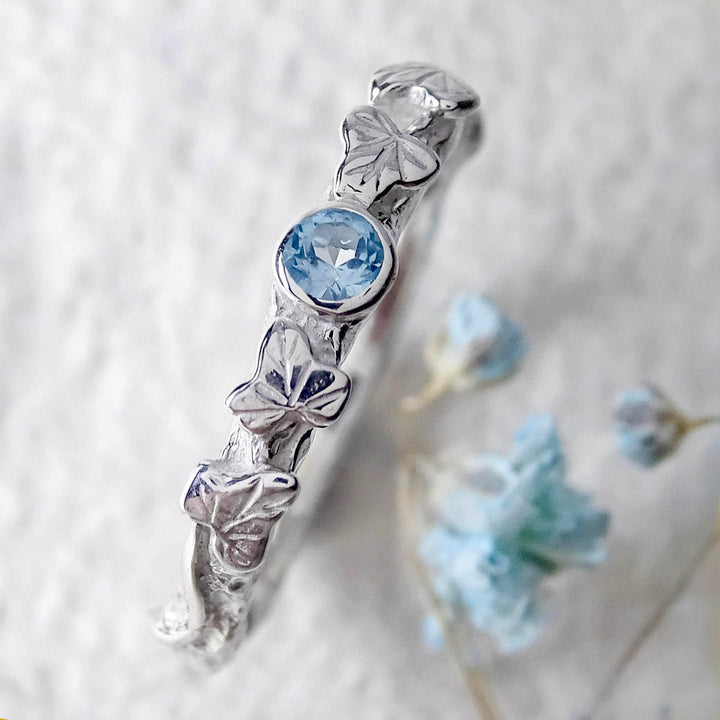 Entwining Ivy Leaves ring, 2.5mm Swiss Blue Topaz, silver