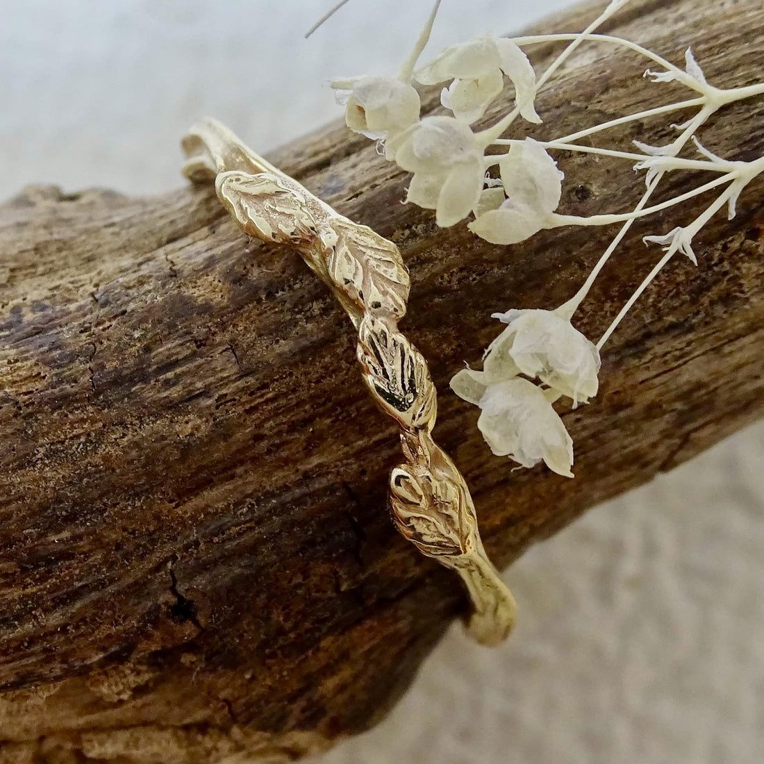 Forest Leaves ring, 14ct yellow gold
