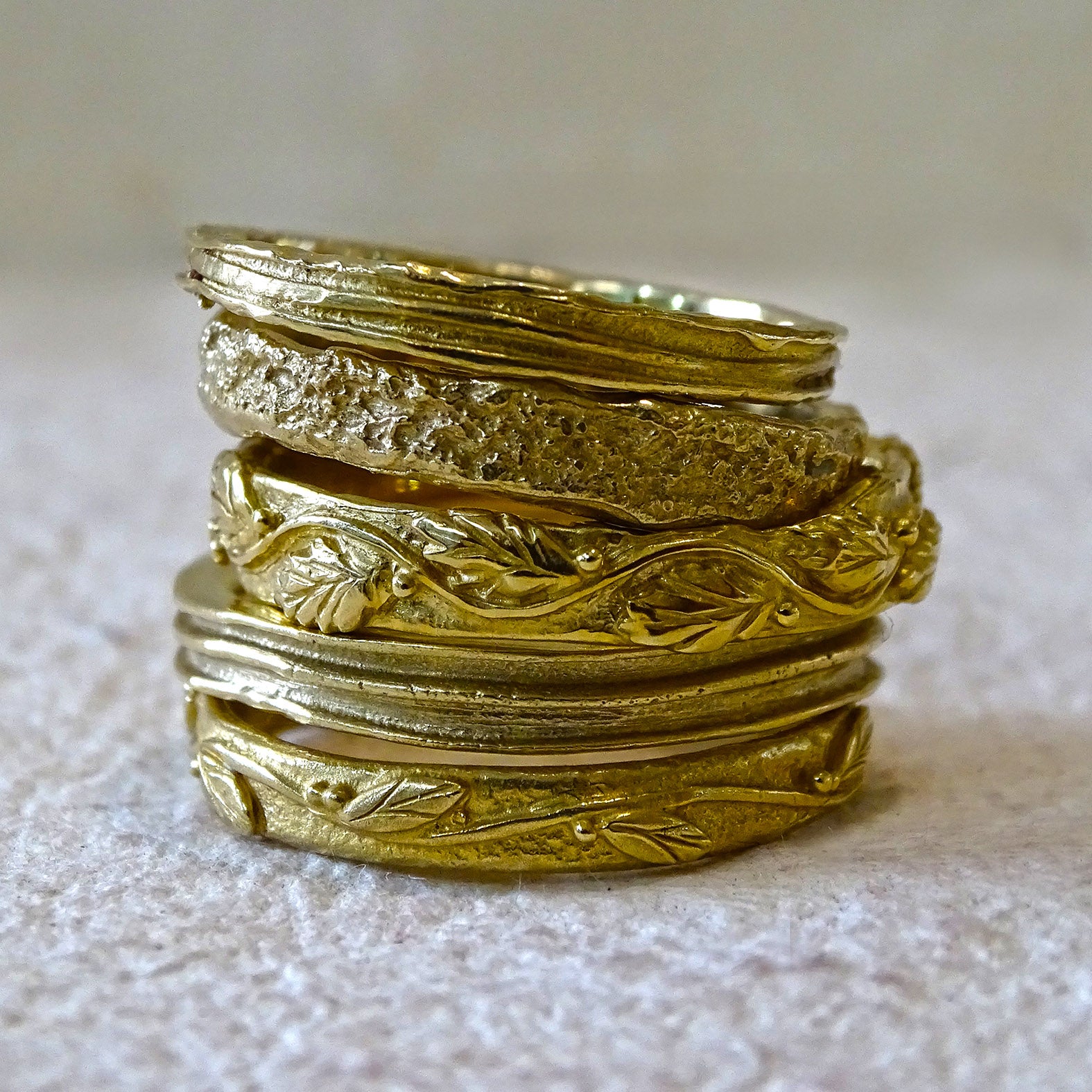 Narrow Reed ring, 9ct yellow gold