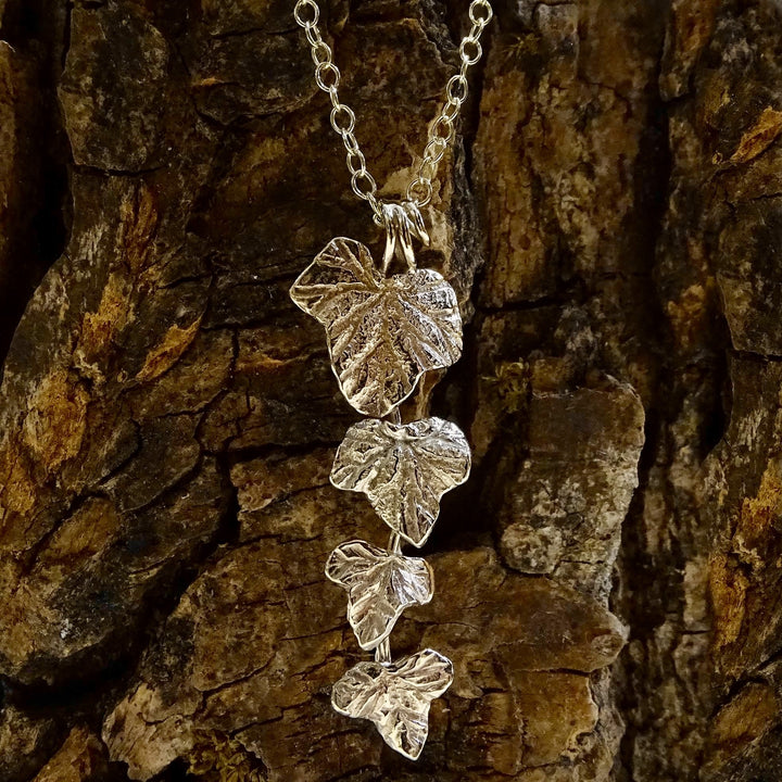 Trailing Ivy pendant, 9ct yellow gold