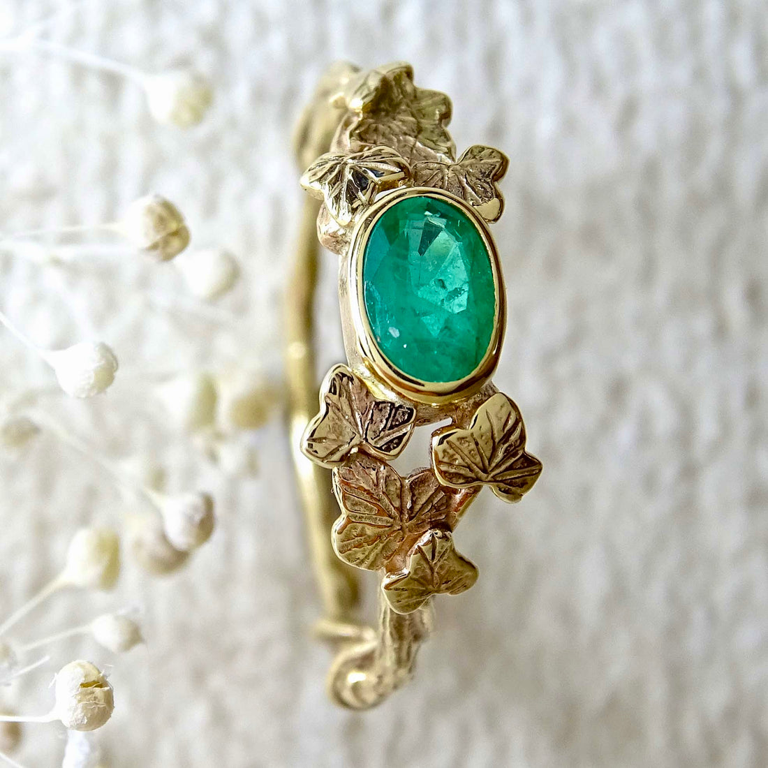 Entwining Ivy Leaves ring, 6mm x 4mm Emerald, 9ct yellow gold
