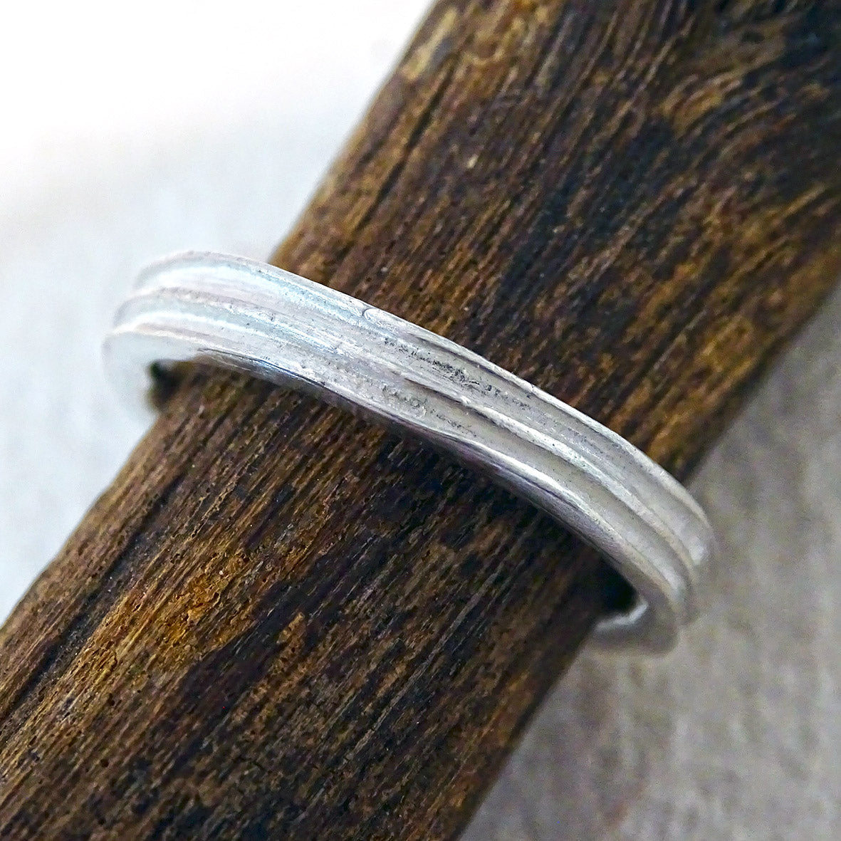 Medium Reed ring, silver