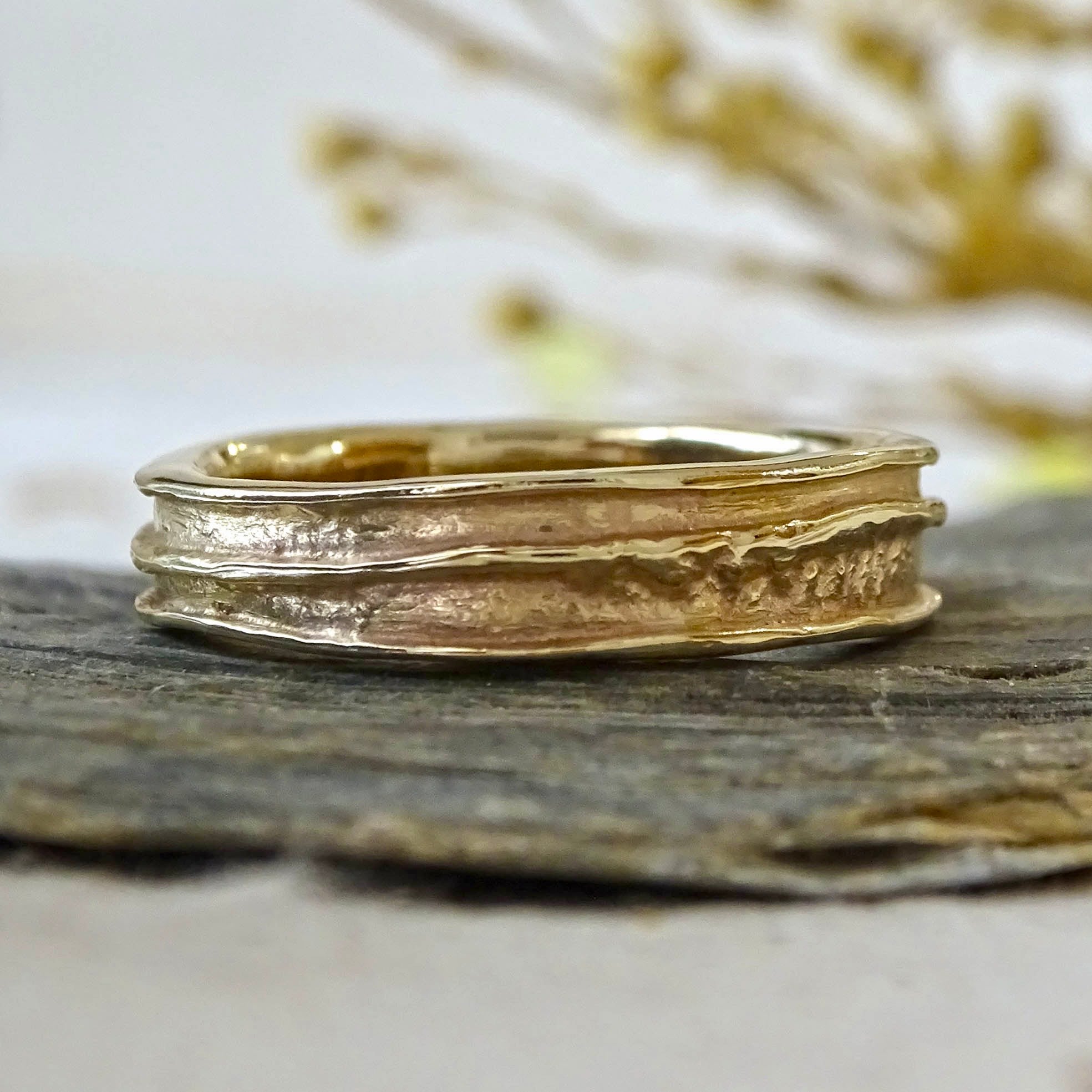 Wide Reed ring, 9ct yellow gold