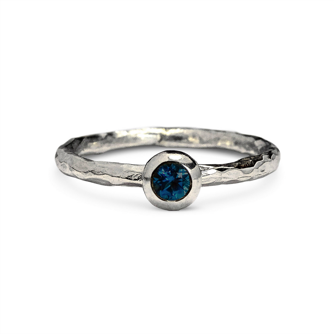 Medium Pebble Ring, 3.5mm London Blue Topaz