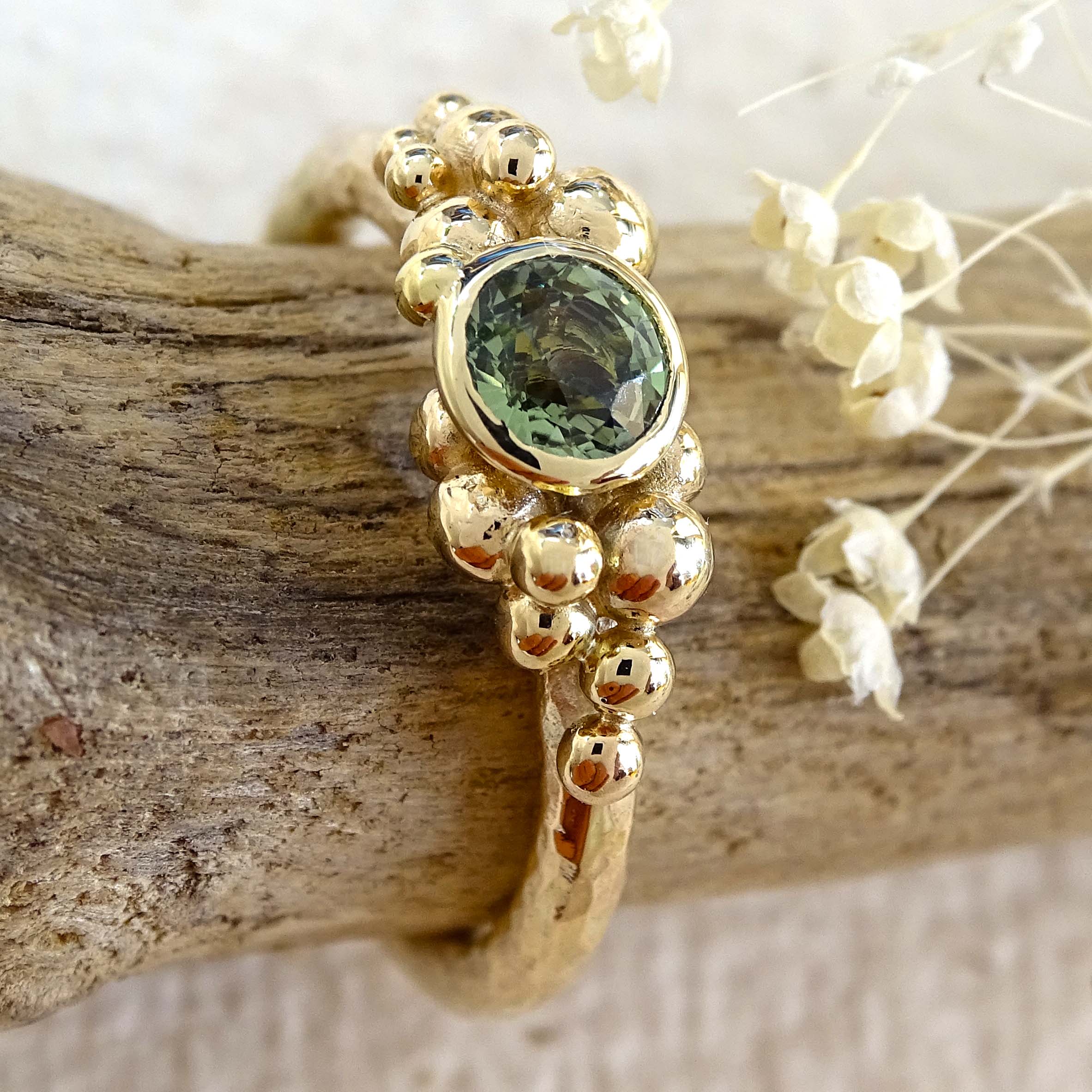 Sea Foam ring, 9ct yellow gold, 5mm Green Sapphire