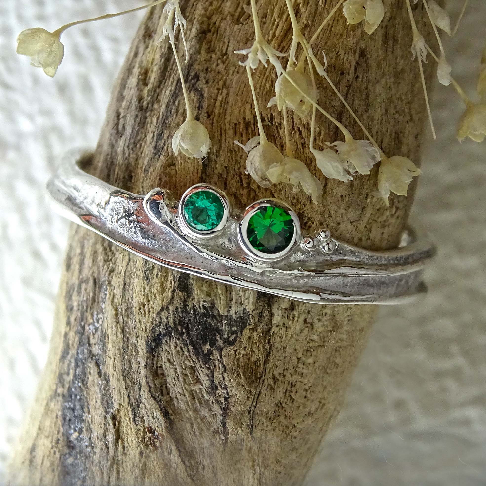 Narrow Wild Wood Tendril Ring, Emerald, Tsavorite