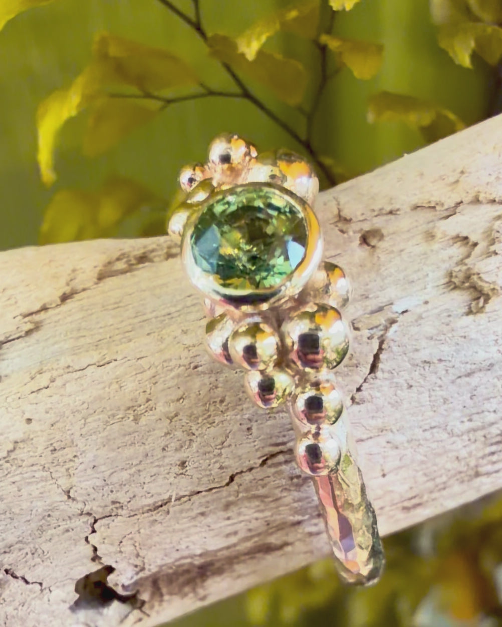 Sea Foam ring, 9ct yellow gold, 5mm Green Sapphire