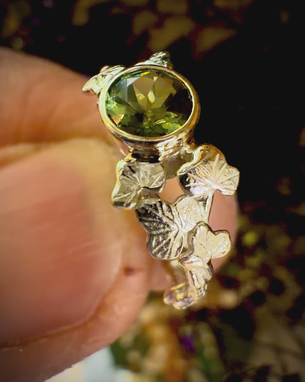 Entwining Ivy Leaves ring, 5mm Green Tourmaline, 9ct white gold