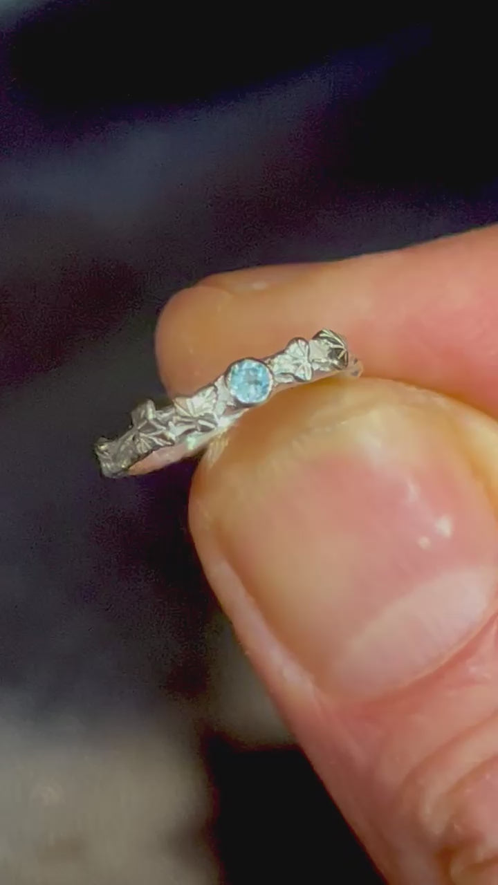 Entwining Ivy Leaves ring, 2.5mm Swiss Blue Topaz, silver