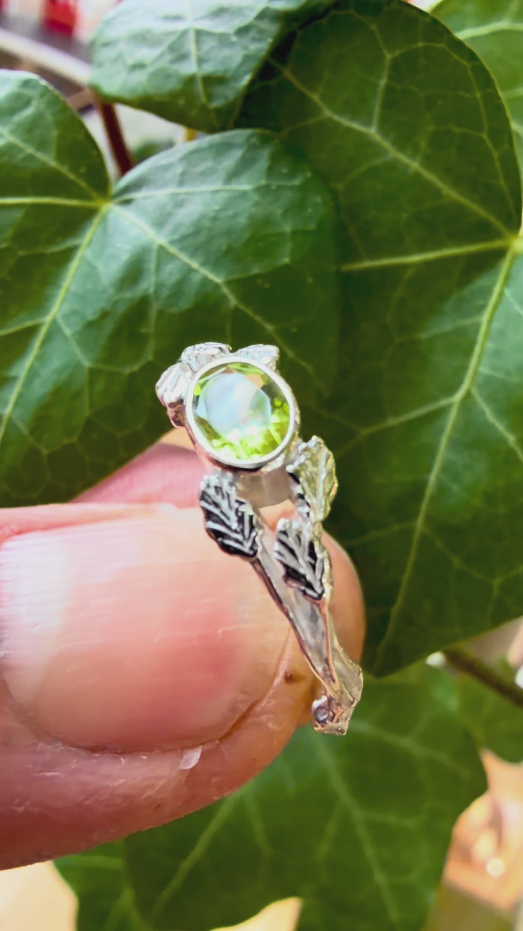 Entwining Leaves Ring, 6mm x 4mm Peridot, Silver