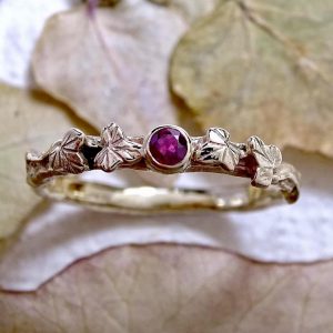 Entwining Ivy Leaves ring, 2.5mm Ruby, 9ct gold